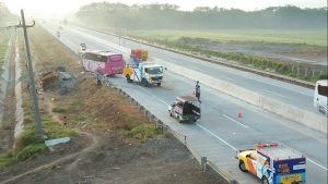 Tabrakan Bus dengan Truk, Tol Gempol-Pasuruan Memakan 4 Korban