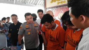 Polisi Tangkap Komplotan Penipu Penjualan Motor Lelang secara Online