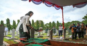 Menteri Negara Urusan Peranan Wanita Periode 1993 – 1998 Tutup Usia