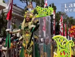 Karnaval Megilan ‘Rama-Shinta’ Di Lamongan: Warga Tampil Antusias