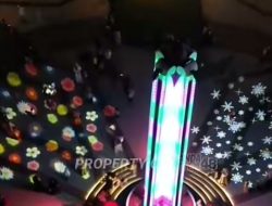 12 Payung Madinah di Alun-alun Kota Pasuruan Terbuka Hingga Malam