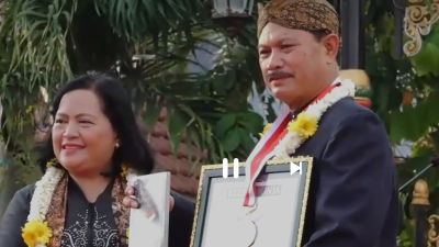 Peragaan Kebaya Kartini di Madiun: Catwalk Terpanjang dalam Sejarah Raih Rekor Muri