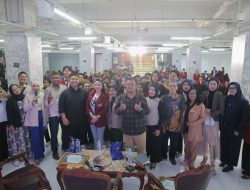 Student Start-Up Day STIE IBMT Surabaya: From Ideas To Action Bersama Dinar Candy