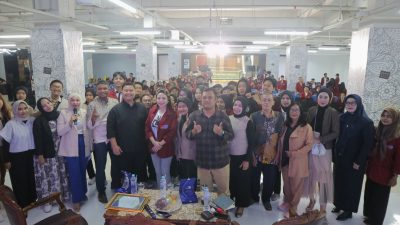 Student Start-Up Day STIE IBMT Surabaya: From Ideas To Action Bersama Dinar Candy