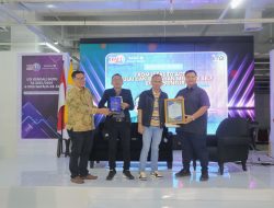 Kegiatan Uji Kendali Mutu STIE IBMT Surabaya Dimeriahkan Oleh Komedian Jarwo Kuat dan Didin Bagito