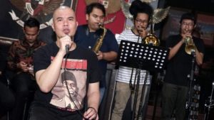 Keluar dari Penjara, Ahmad Dhani Latihan Band