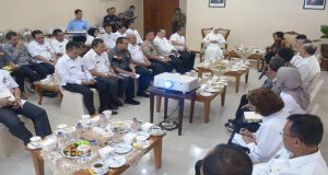 Gubernur Khofifah dan Wagub Emil Rapat Tanggap Bencana di Jatim