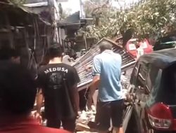 Tukang Becak di Jombang Tewas Tertimpa Pagar Ruko Saat Tidur