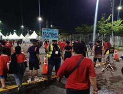 Optimasi Sistem Kepulangan Suporter Piala Dunia U17 di Surabaya: Antrean Tertib dan Perubahan Positif