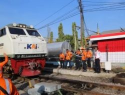 KAI Daop 8 Surabaya Gencar Menjaga Keselamatan Perjalanan KA dan Persiapkan Diri Hadapi Musim Hujan dan Liburan Natal-Tahun Baru