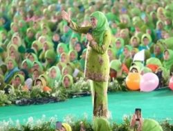 Prestasi Gemilang Jawa Timur di Bawah Kepemimpinan Gubernur Khofifah: Penurunan Kemiskinan, Desa Mandiri, dan Keunggulan di Berbagai Sektor