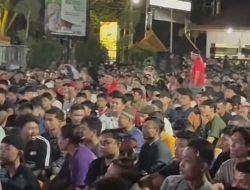 Ribuan Warga Padati Mapolres Trenggalek untuk Nobar Indonesia vs Uzbekistan