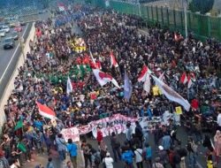 Polisi Sukses Cegah Potensi Anarko Saat Aksi May Day di Surabaya