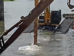 Flushing Dua Waduk di Blitar Membuat BPBD Kediri Siaga di Bantaran Sungai Brantas