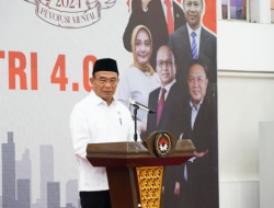 Muhadjir Effendy Mendorong Transparansi dan Kesepakatan Awal dalam Kenaikan UKT bagi Mahasiswa Baru